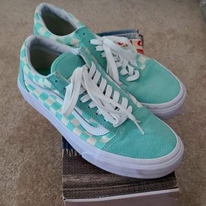 VANS OLD SKOOL SHOES- CHECKERED